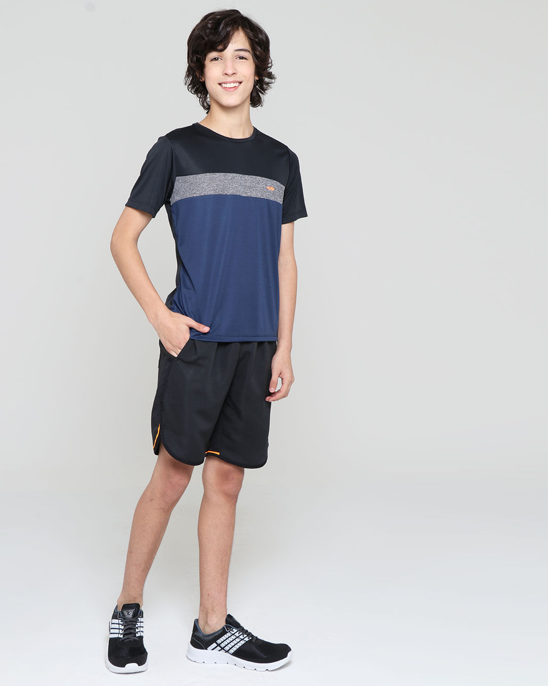 Camiseta-Manga-Curta-Juvenil-Esportiva-Multicor-Azul-Marinho