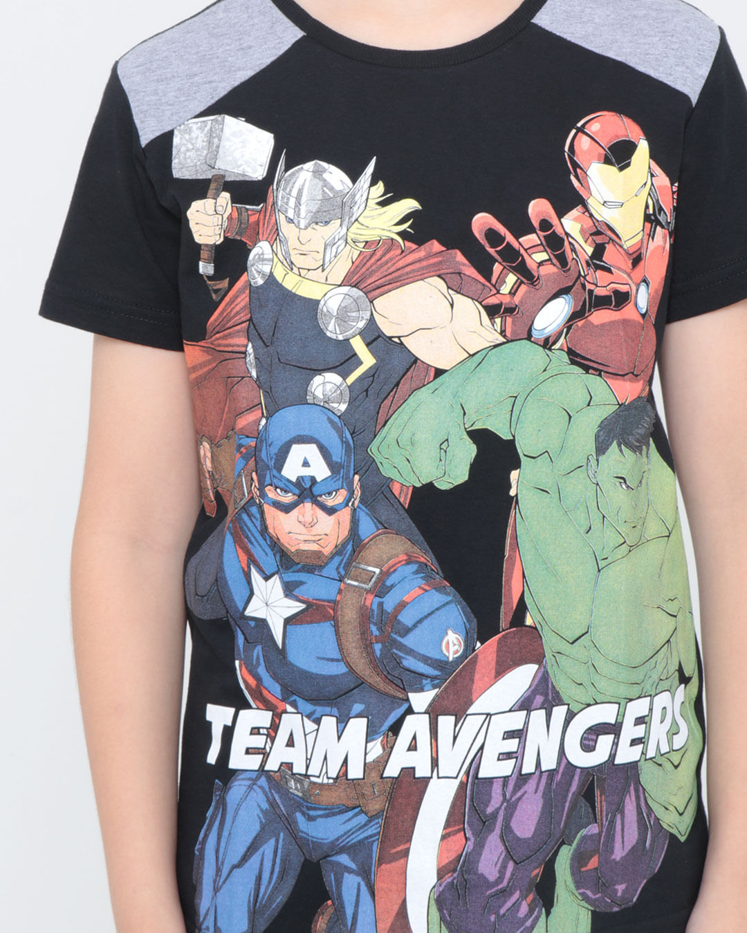 Camiseta-Infantil-Estampa-Vingadores-Marvel-Preta