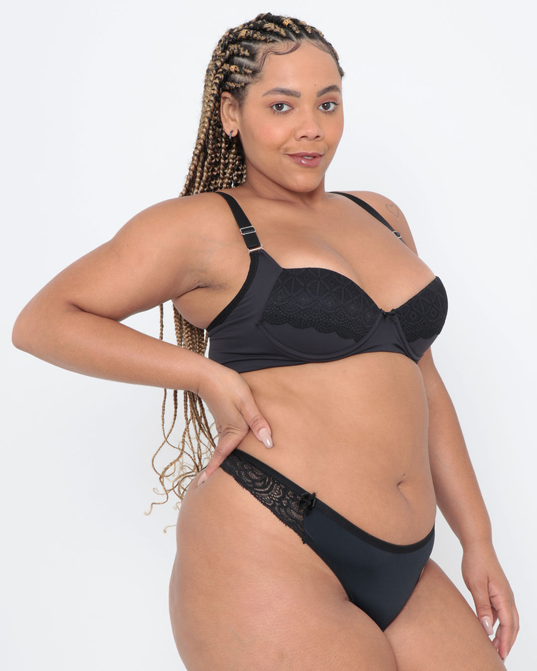 Sutia-Plus-Size-Sustentacao-Sem-Bojo-Preto