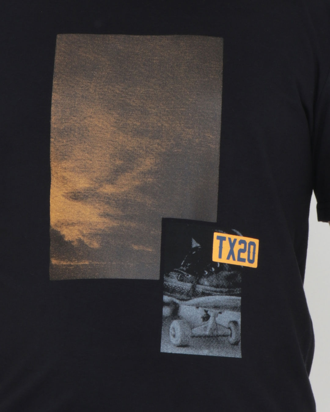 Camiseta-09773-Tx20-Estampada-Plus---Preto