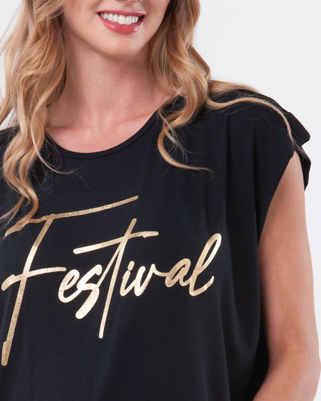 Camiseta-Feminina-Malha-Estampa-Festival-Preto