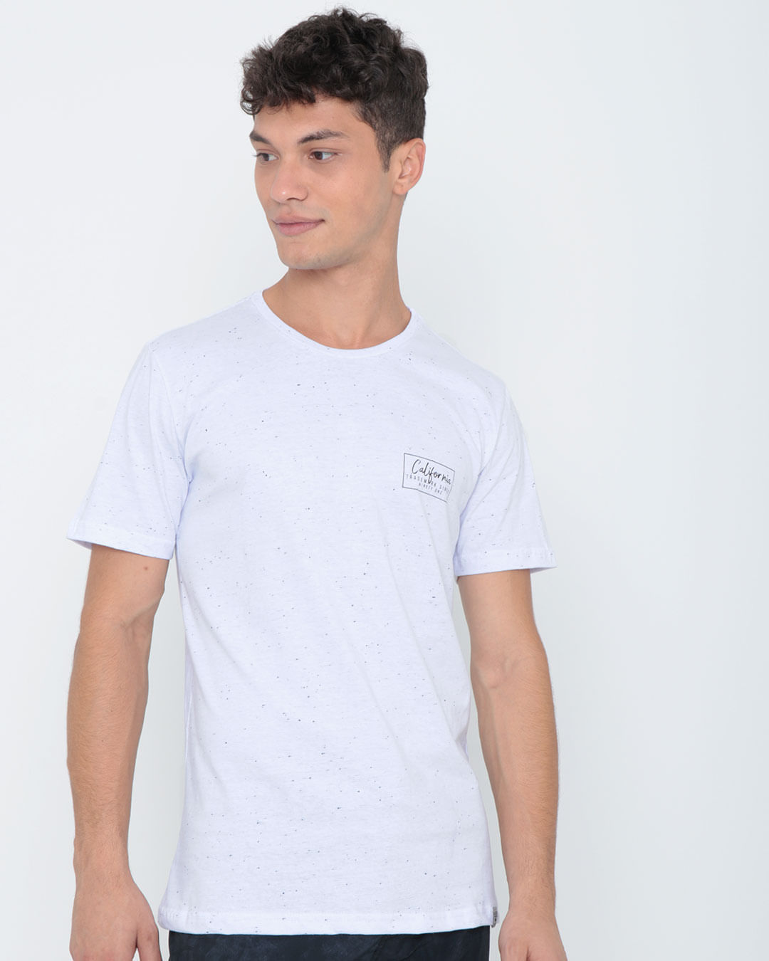 Camiseta-Manga-Curta-Estampa-Coqueiros-Branca