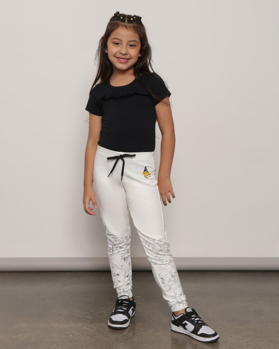 Calca-Infantil-Moletinho-Jogger-Warner-Bordado-Patolino-Off-White