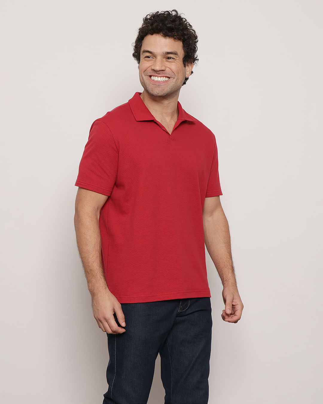 Polo-Masculina-Piquet-Com-Ziper-Vermelha