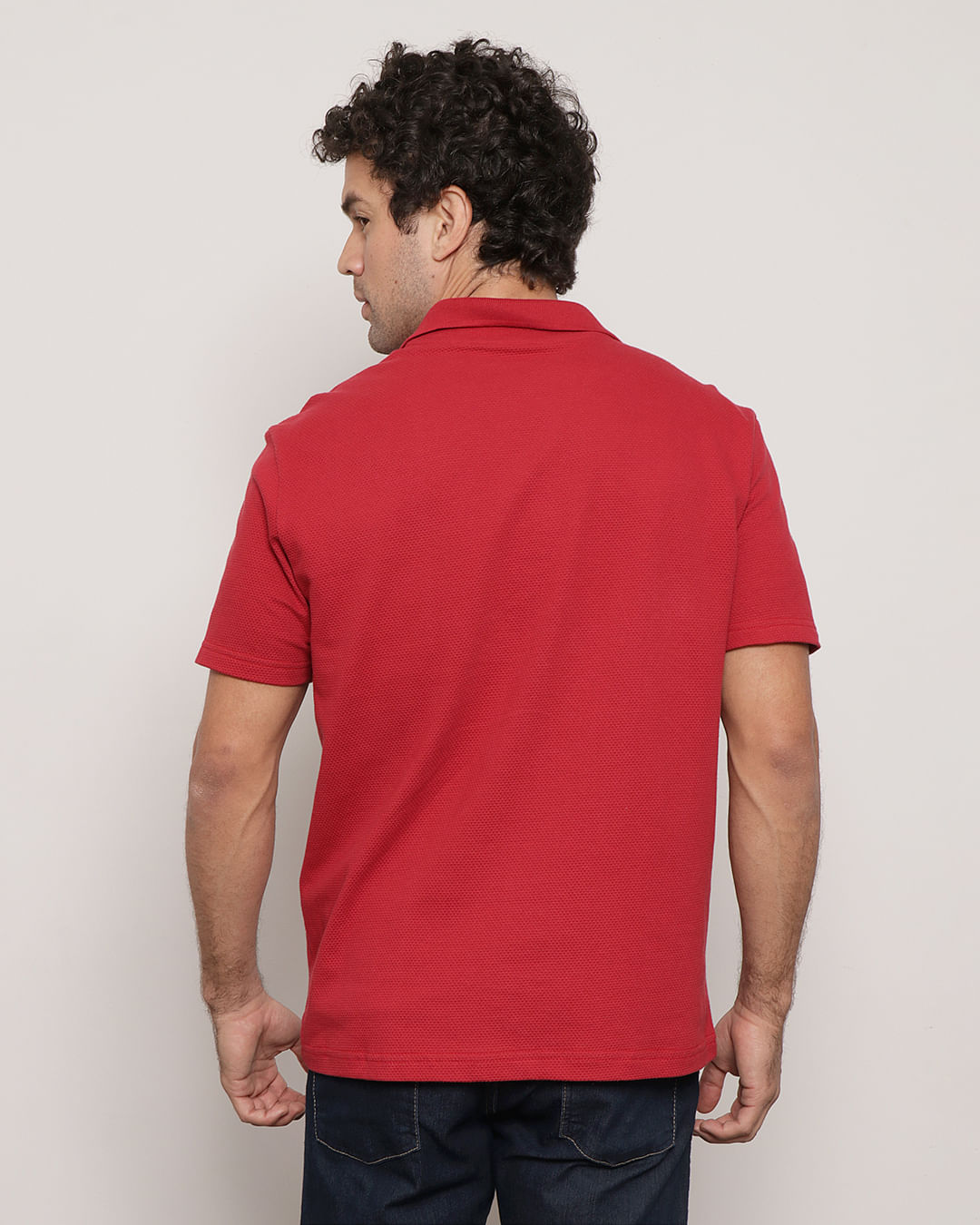 Polo-Masculina-Piquet-Com-Ziper-Vermelha