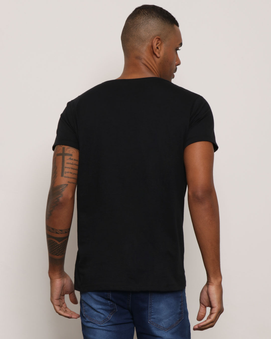 Camiseta-Masculina-Manga-Curta-Estampa-Impossible-Preta