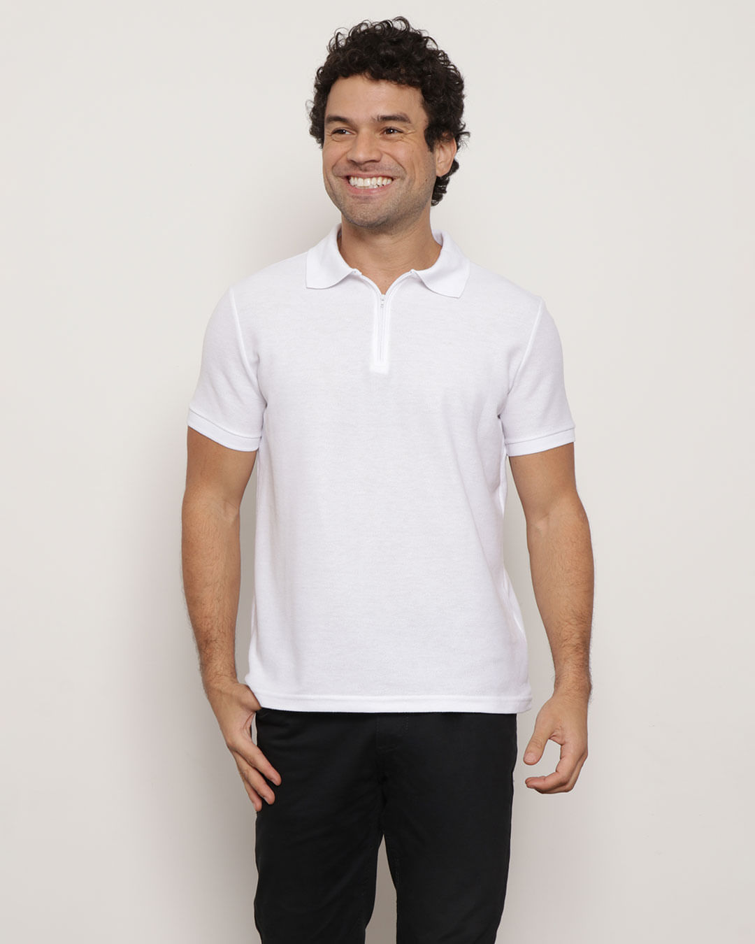 Polo-Masculina-Manga-Curta-Piquet-Com-Ziper-Branca