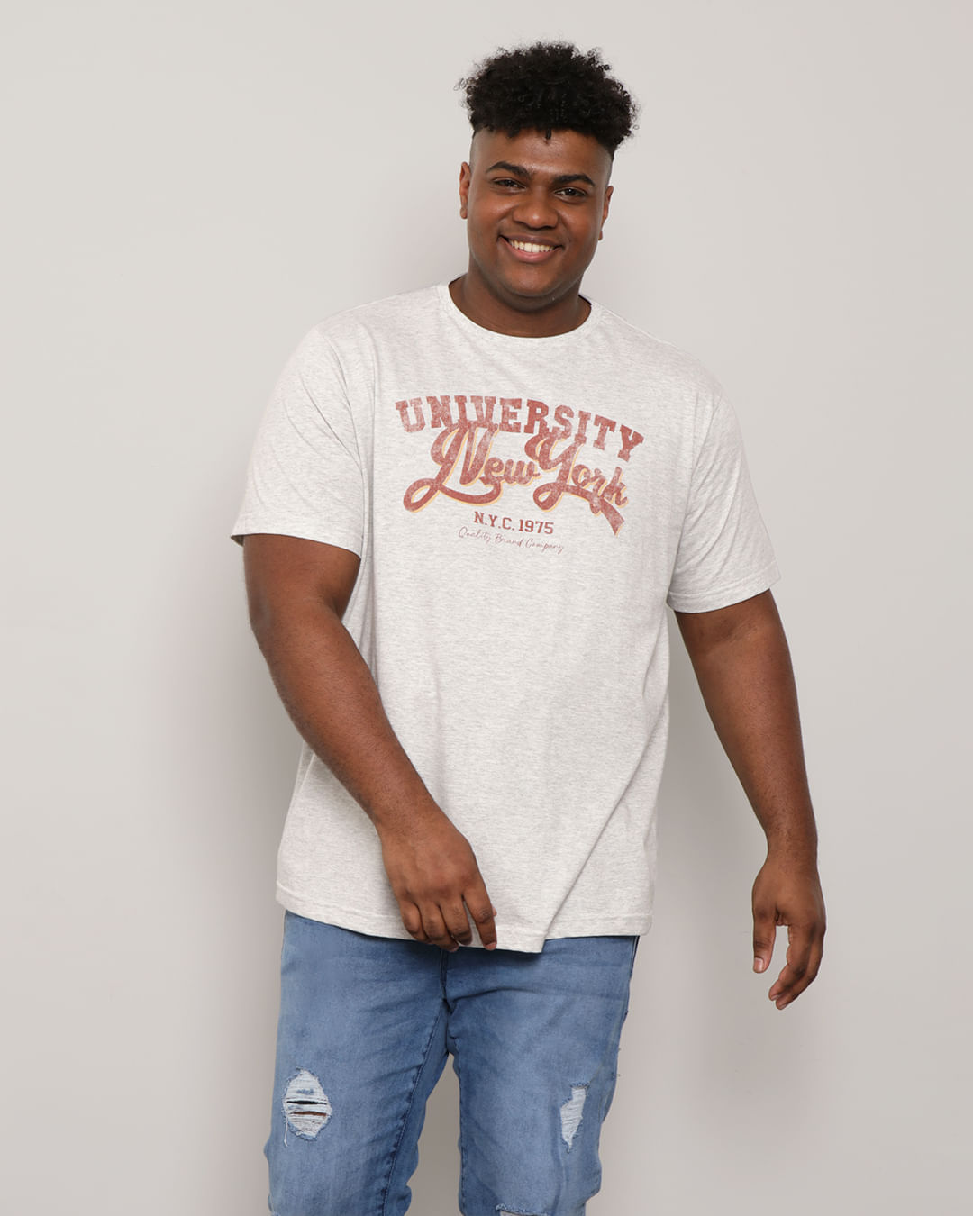 Camiseta-Plus-Size-Masculina-Manga-Curta-Estampa-Cinza