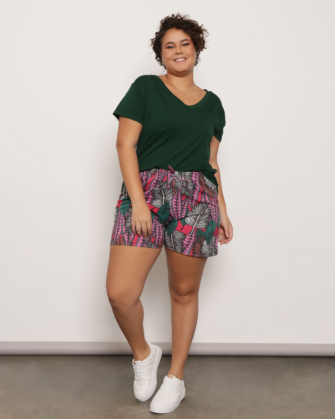 Short-Plus-Size-Feminino-Cores-e-Estampa-Sortidas