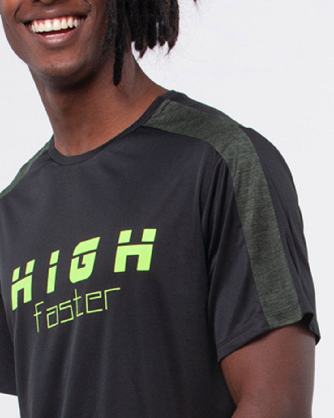 Camiseta-Masculina-Malha-Estampa-High-Faster-Preto