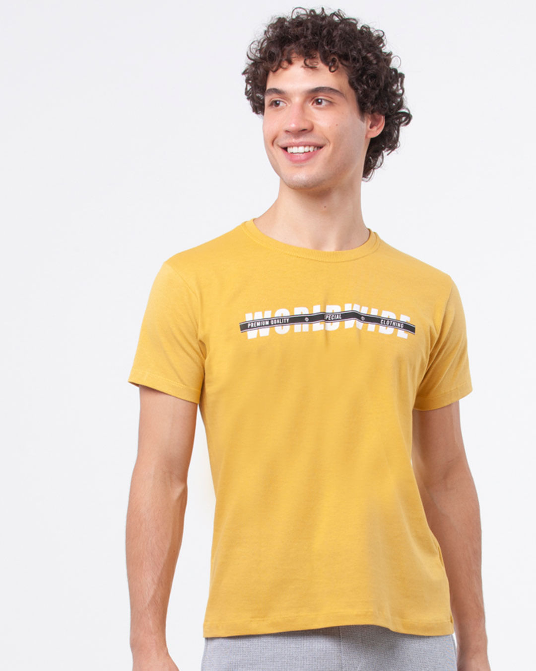 Camiseta-Masculina-Basica-Estampa-Worldwide-Amarelo