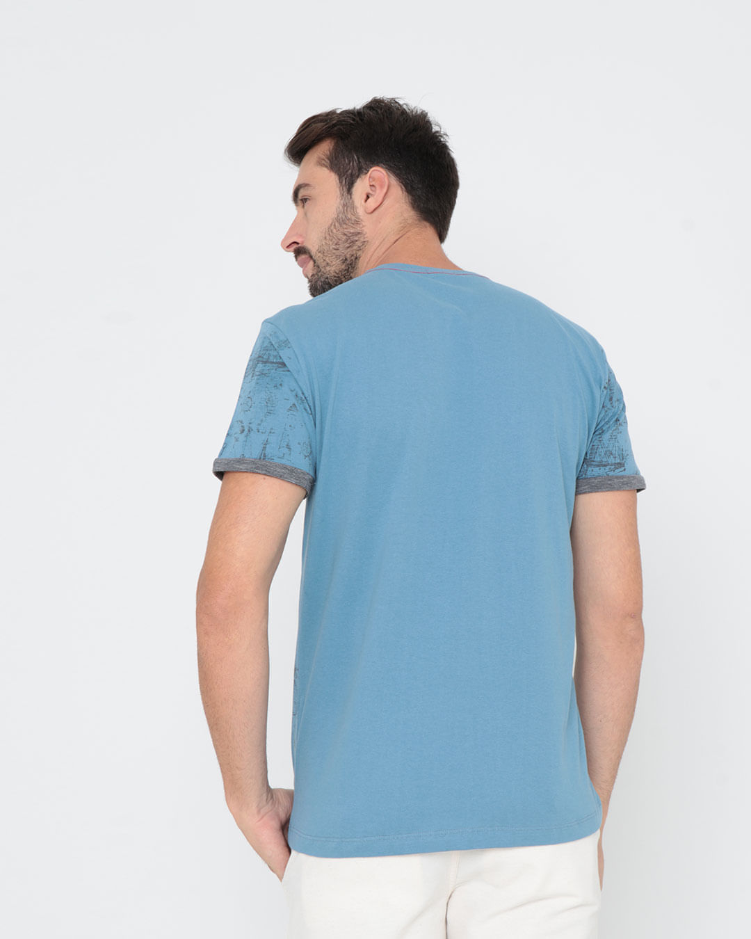 Camiseta-Com-Bolso-Estampada-Azul