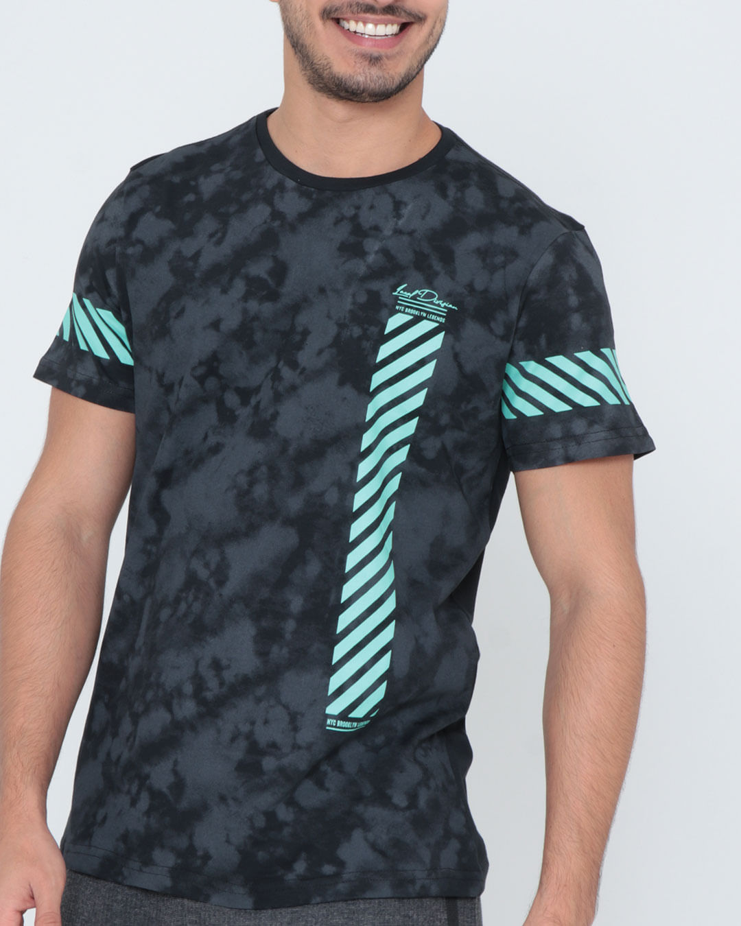 Camiseta-10244-Urbano-Tie-Dye---Preto