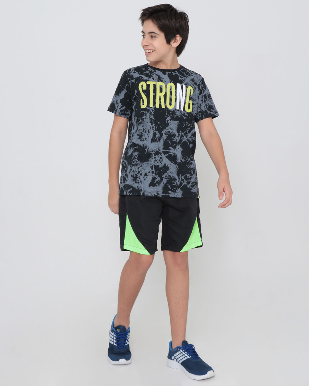 Camiseta Juvenil Manga Curta Tie Dye Strong Preta