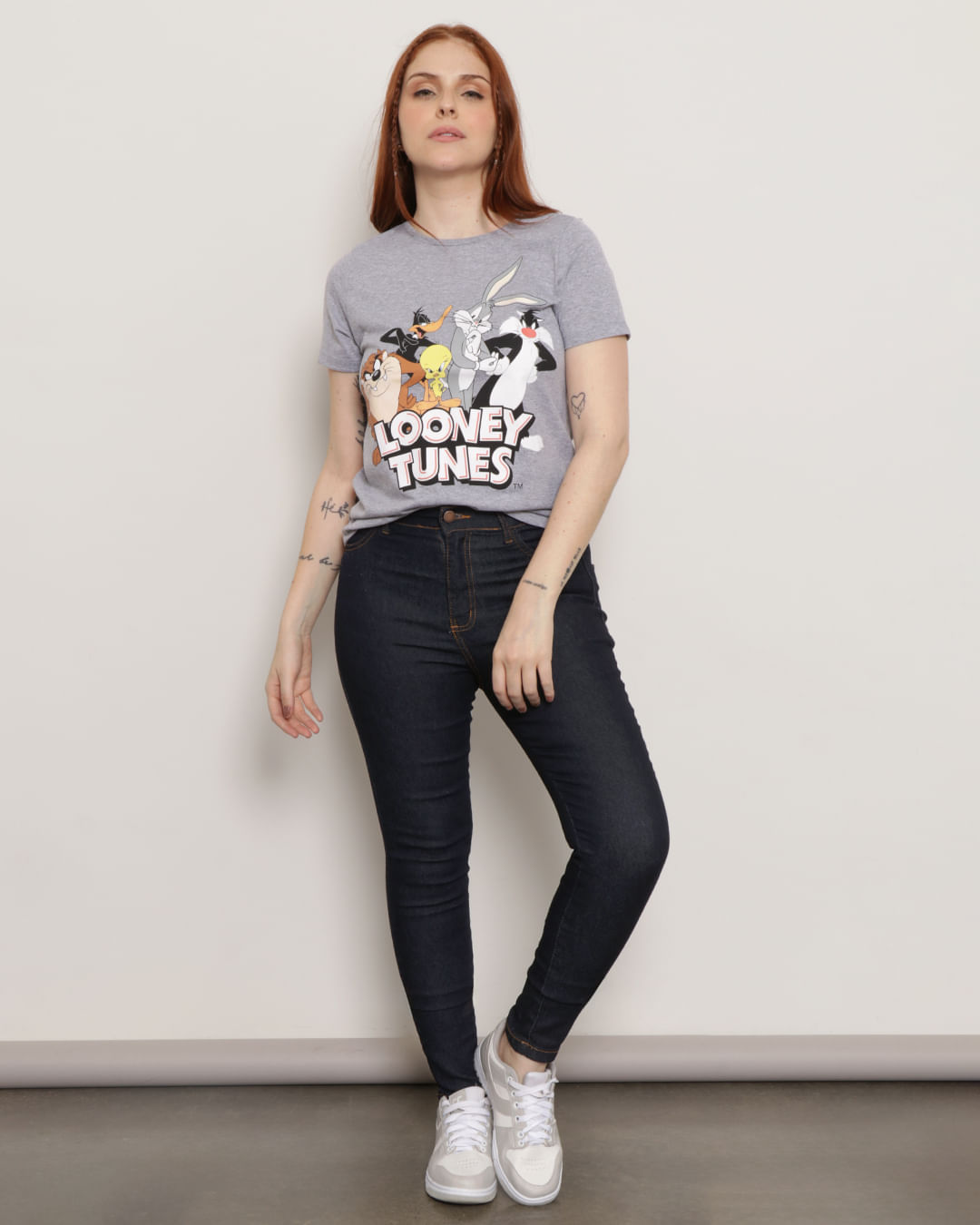 Camiseta-Feminina-Manga-Curta-Warner-Looney-Tunes-Mescla-Cinza