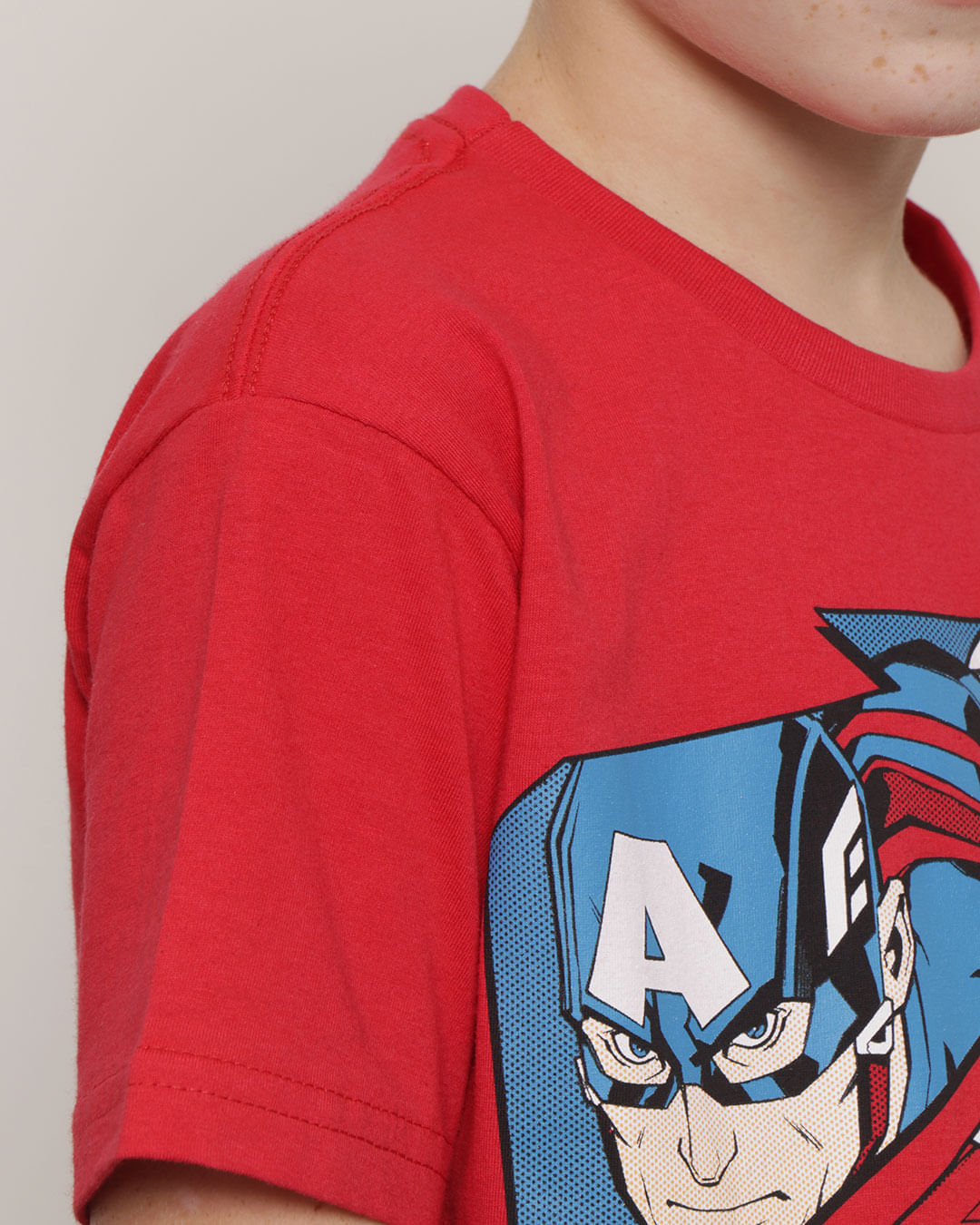 Camiseta-Infantil-Manga-Curta-Estampa-Os-Vingadores-Marvel-Vermelha