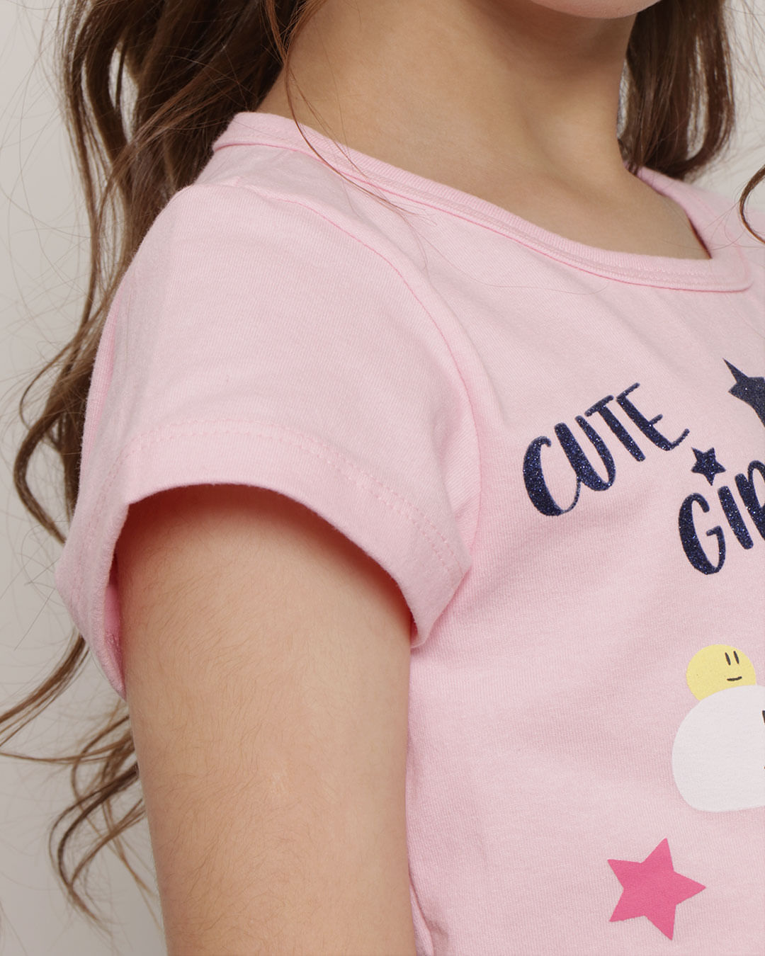 Camiseta-Infantil-Manga-Curta-Com-Estampa-Rosa