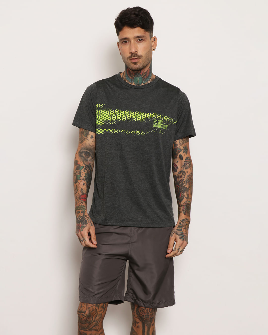 Camiseta-Masculina-Manga-Curta-Fitness-Estampa-Neon-Cinza