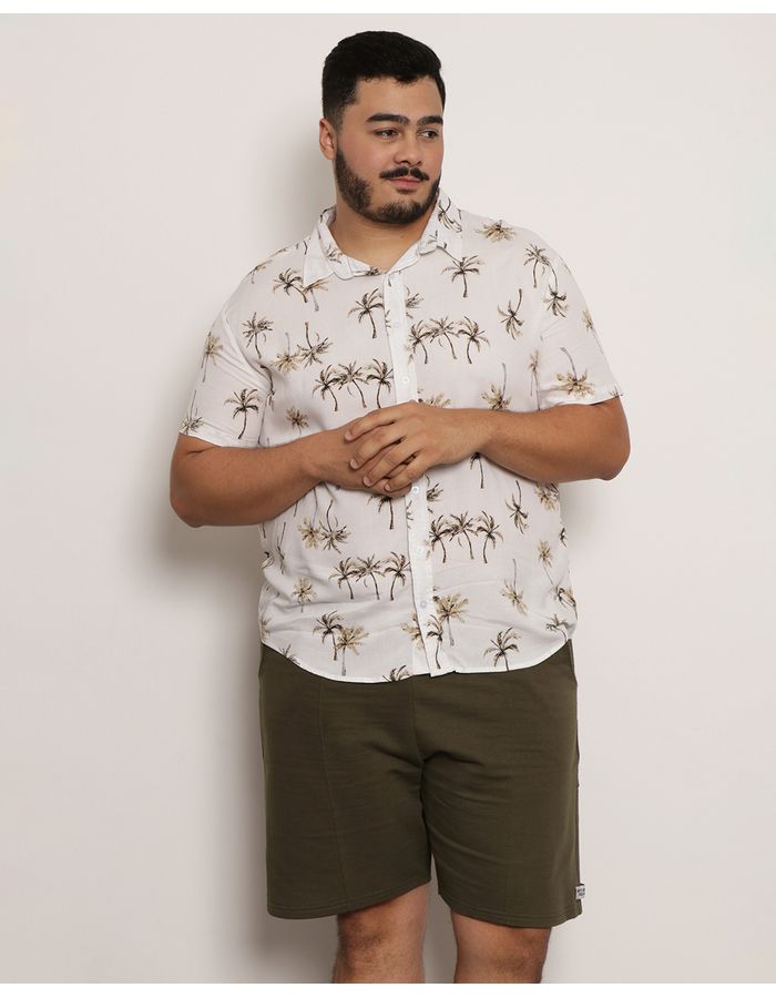 Camisa-Plus-Size-Masculina-Manga-Curta-Estampada-Coqueiros-Off-White