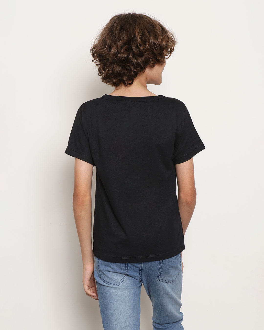 camiseta-infantil-estampa-alienigena-preta-14104020007