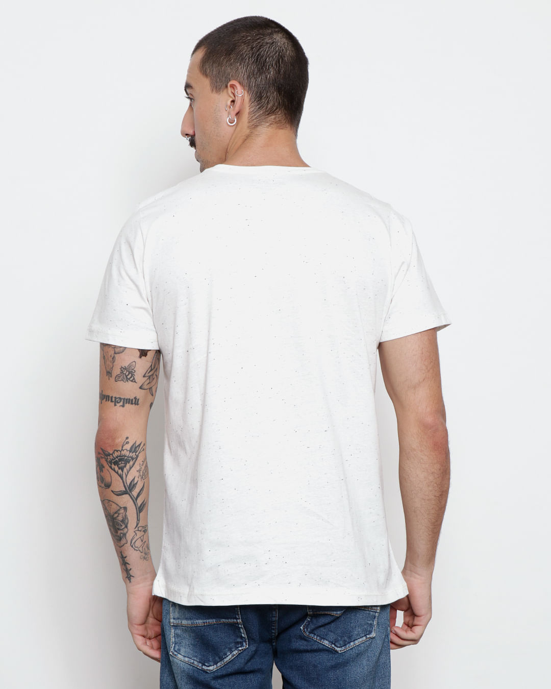 Camiseta-Mc-811885-Estampa--Frente---Off-White