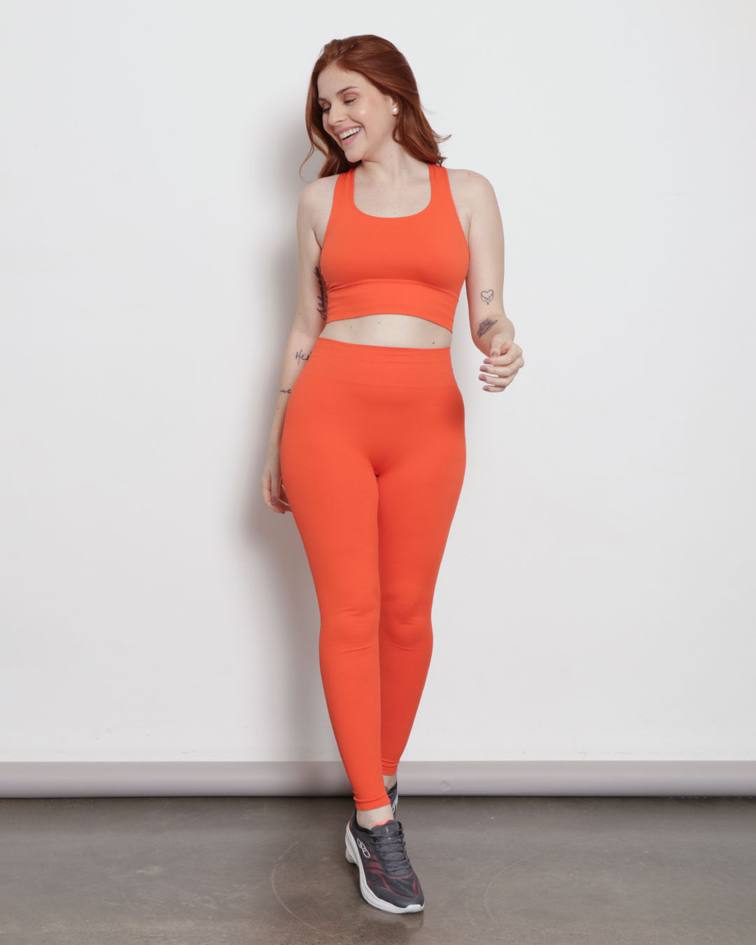 Calça Legging Feminina Fitness Com Recortes Laranja