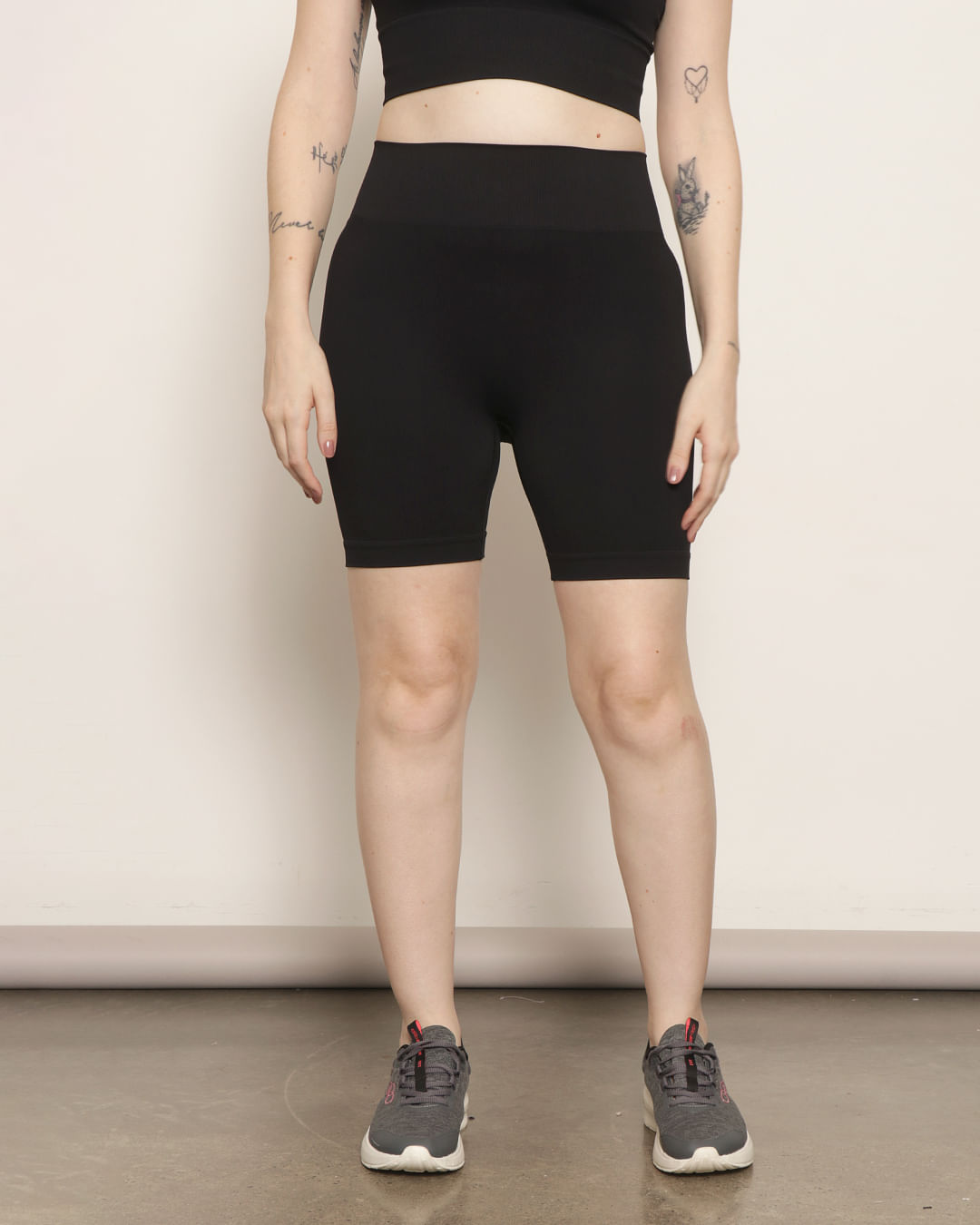 Short-Btorra5-Liso---Preto