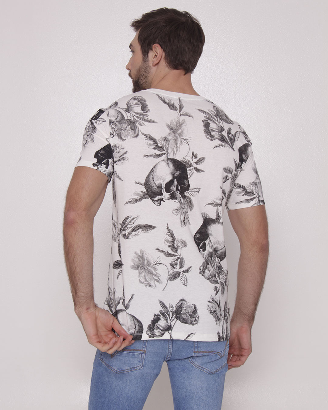 Camiseta-Cbolso-Floral-Caveira-2354-Pg---Off-White