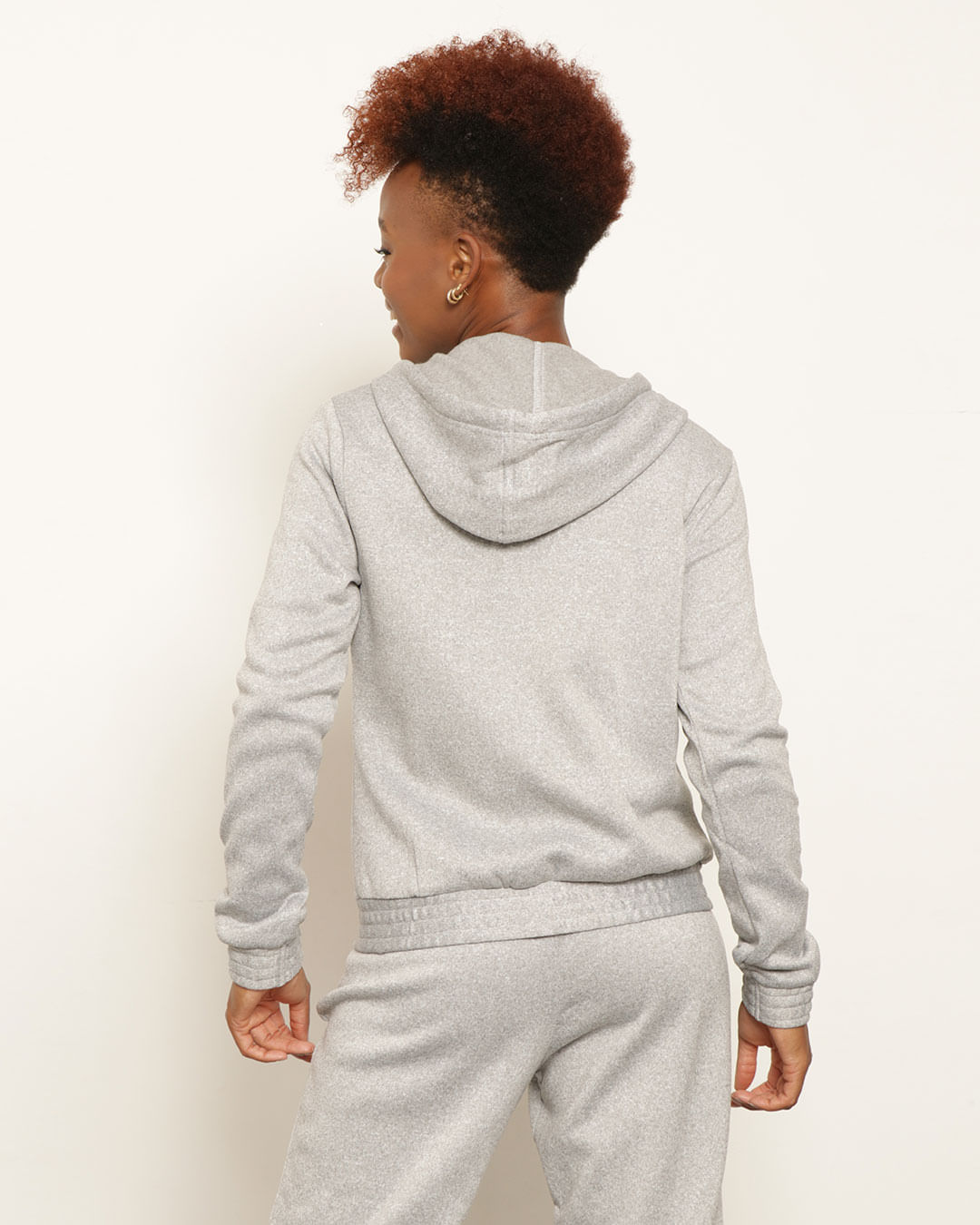 Calça feminina moletom jogger elastico na costura e barra - R$ 80.99, cor  Cinza (de tecido) #138222, compre agora