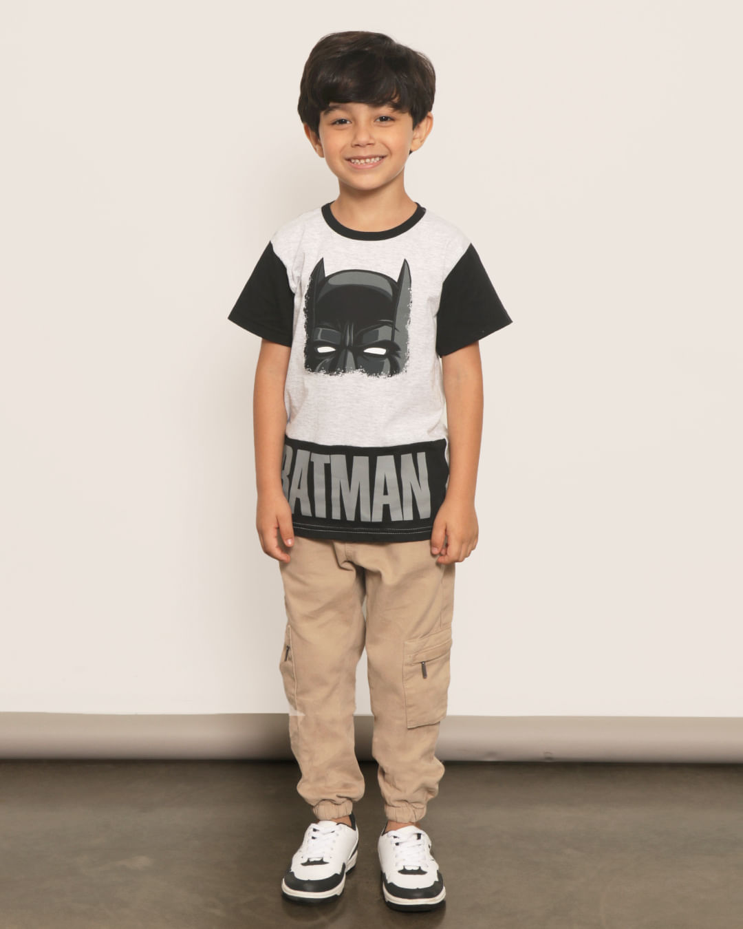 Camiseta-Infantil-Menino-Dc-Comics-Batman-com-Estampa-Cinza