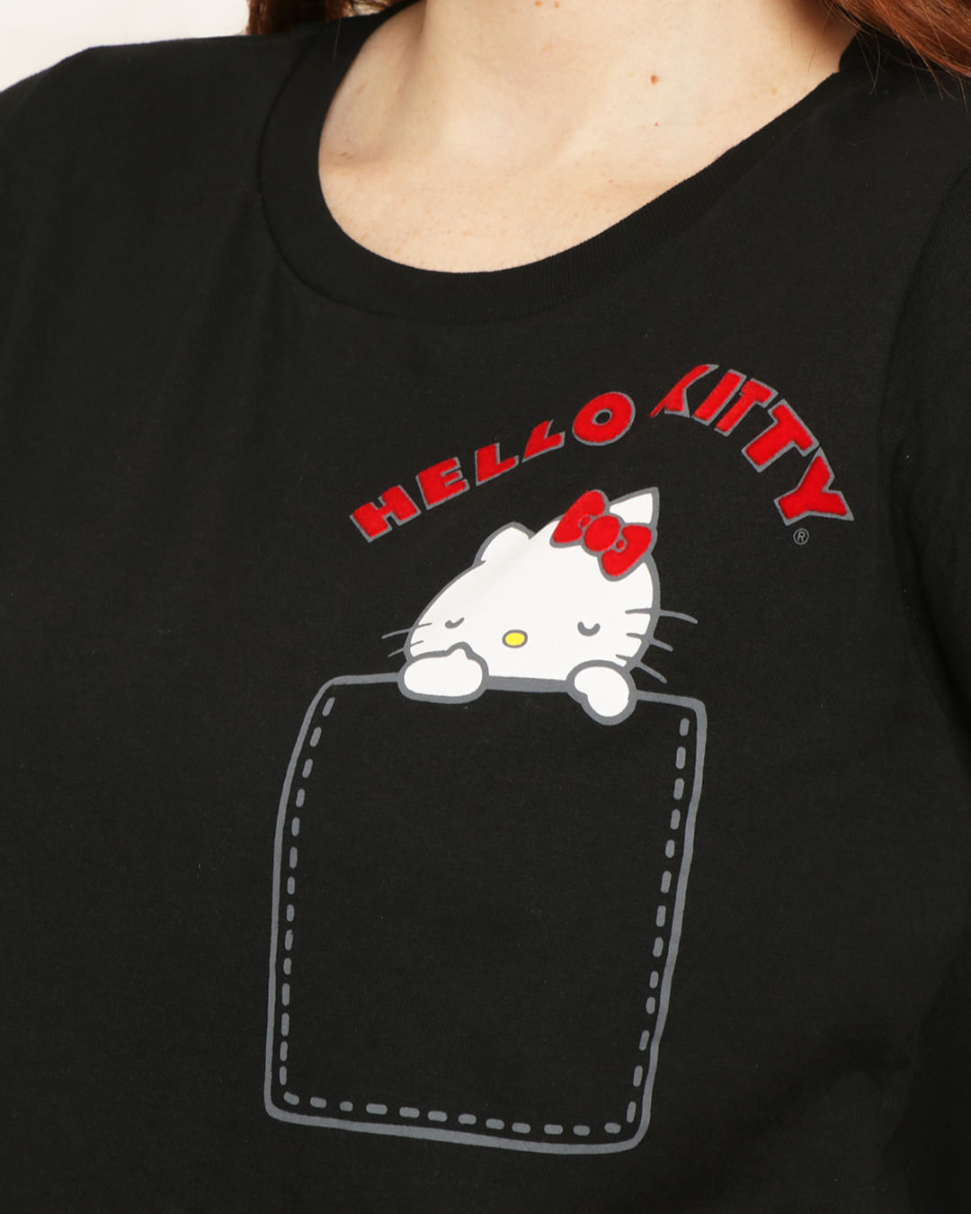 Camiseta-Mc-Pgg-Hkitty-Bolso-Silk-040---Preto