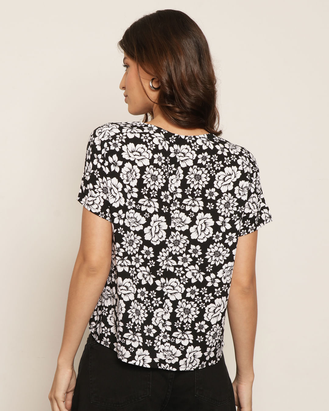 Blusa-Tp-Estampada-0282re---Preto-Floral