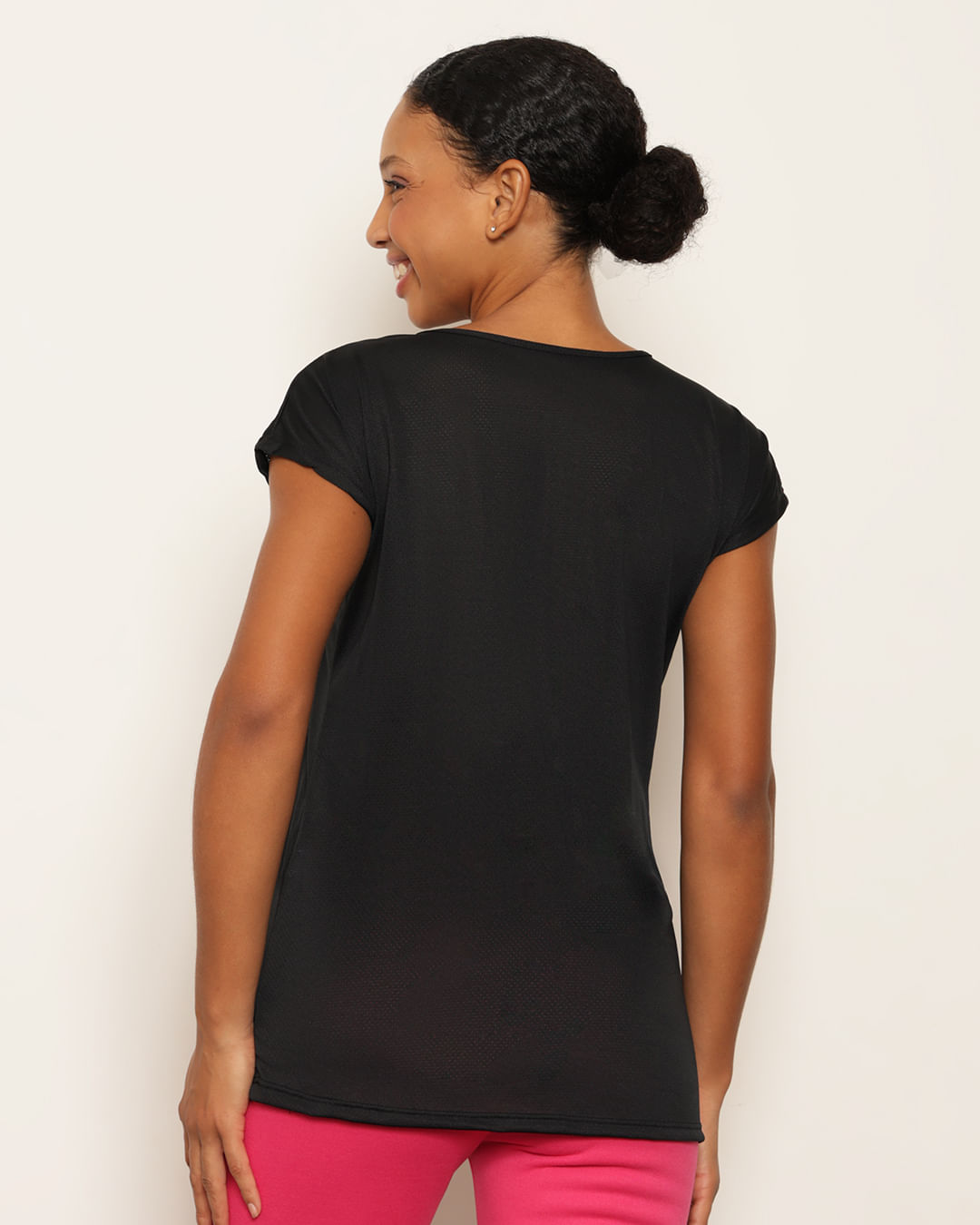 Blusa-43037-Gola-Canoa-Furadinha---Preto