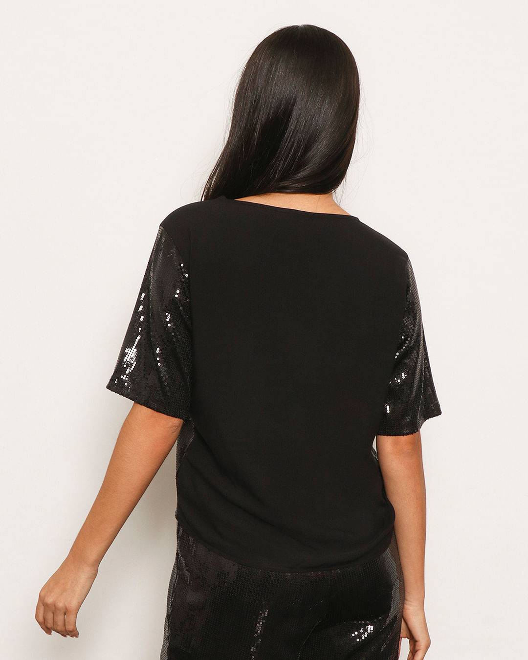 Blusa-Feminina-Cropped-Com-Paete-Preto