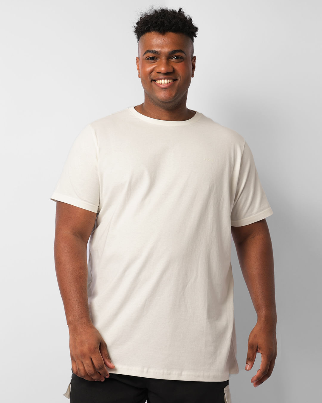 Camiseta-Spa000-Unique-Off-Plus---Off-White