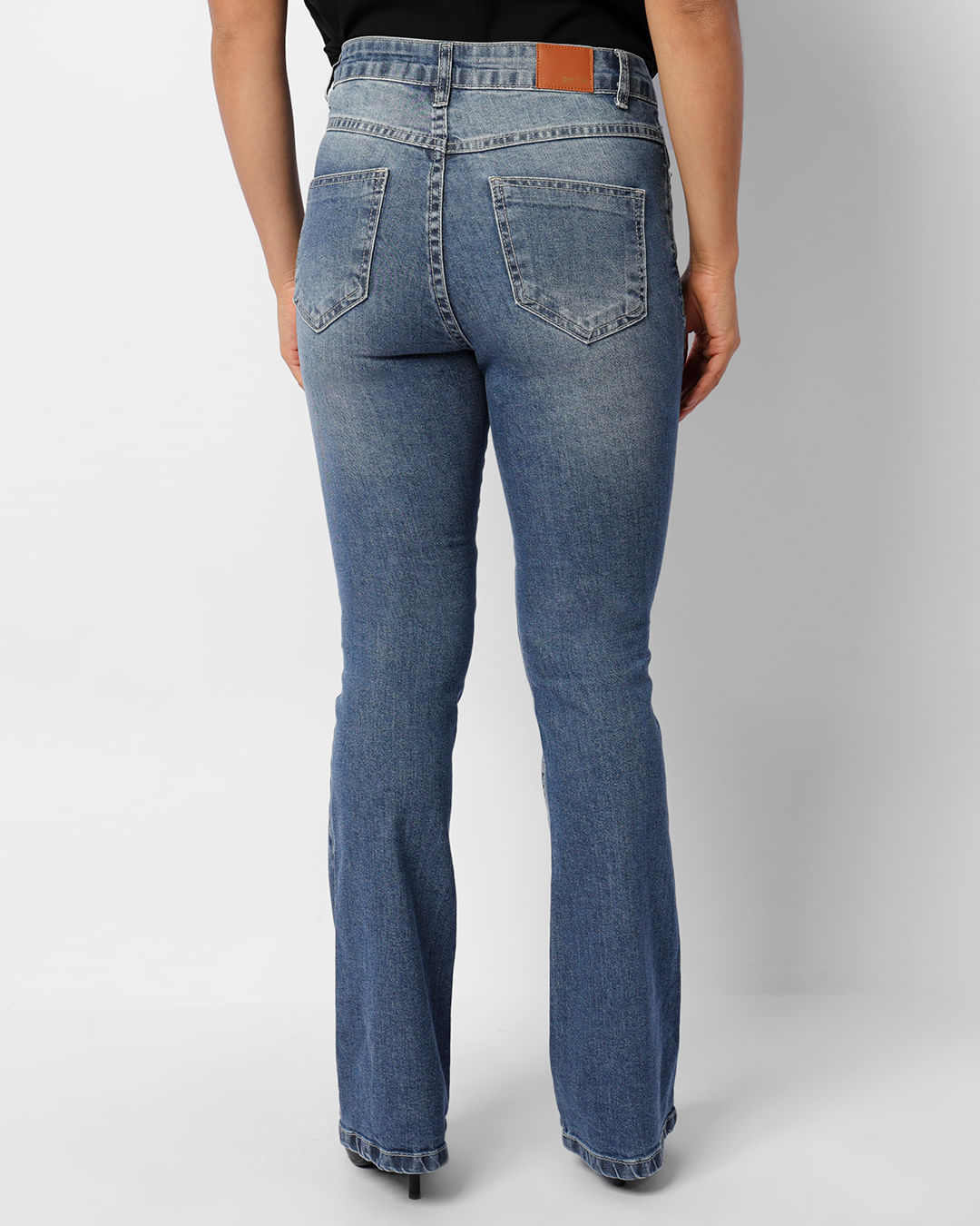 Calca-Jeans-Bootcut-49542---Blue-Jeans-Claro