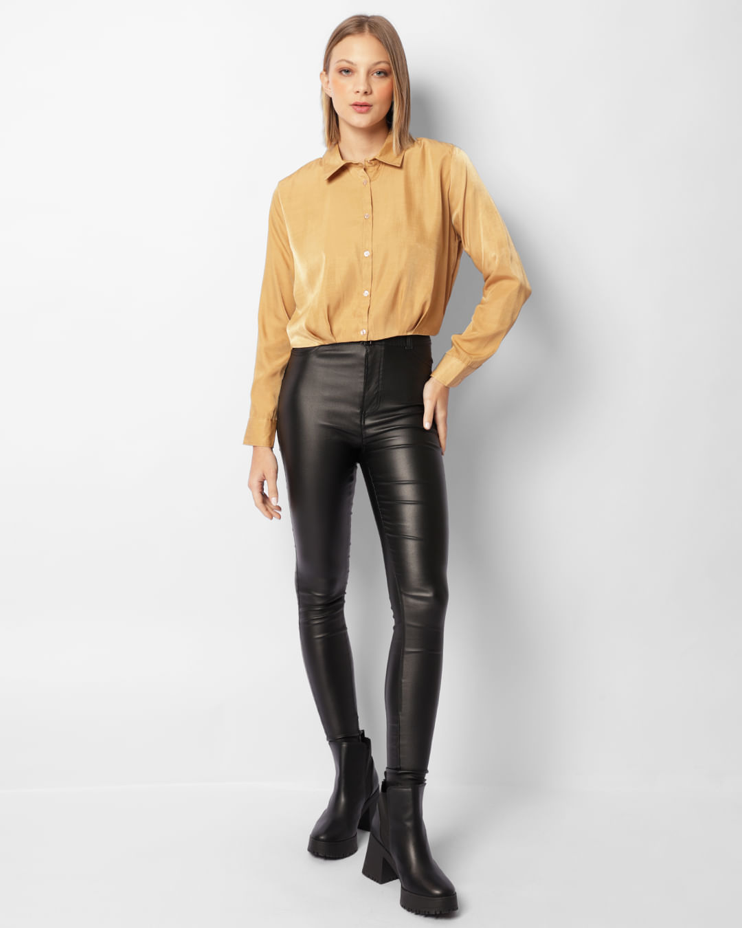 Camisa-Cropped-Dou-231028-Fpg---Dourado