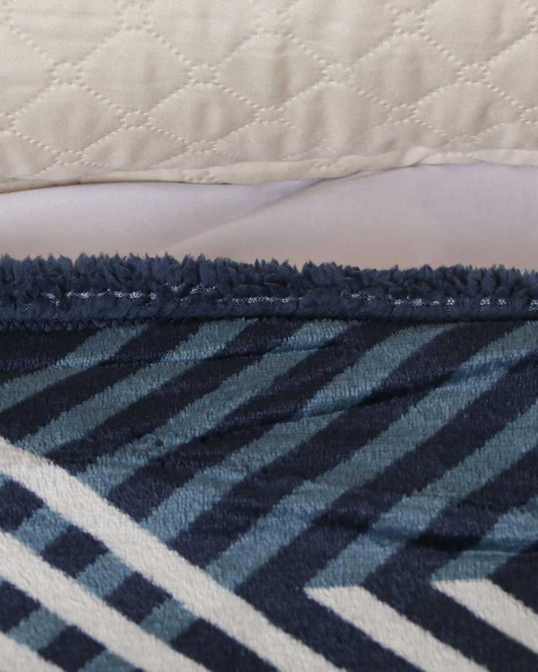 Cobertor-Finlandia-220x240-Queen---Azul-Geometrico
