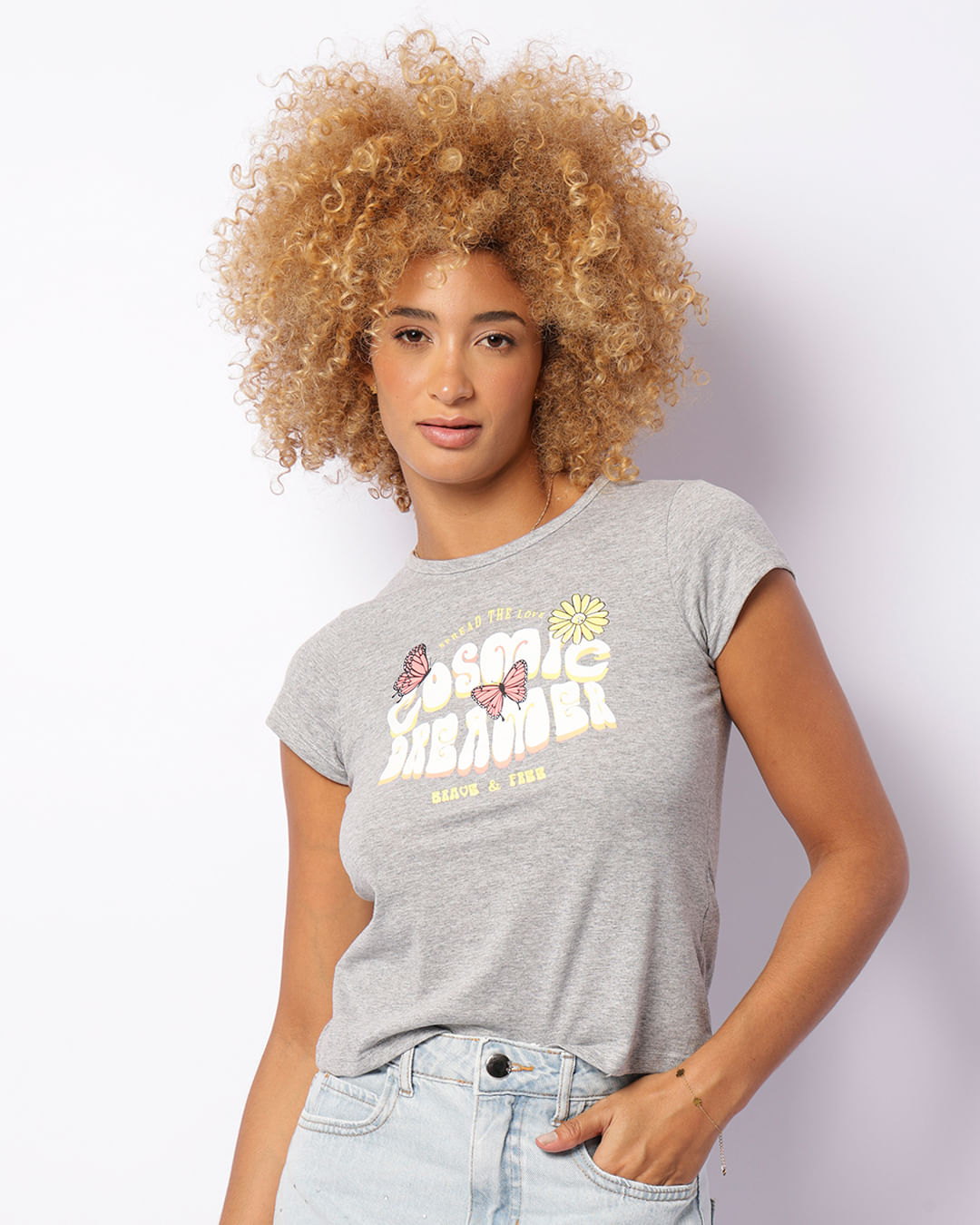 Camiseta Feminina Estampa Borboletas Manga Curta Cinza