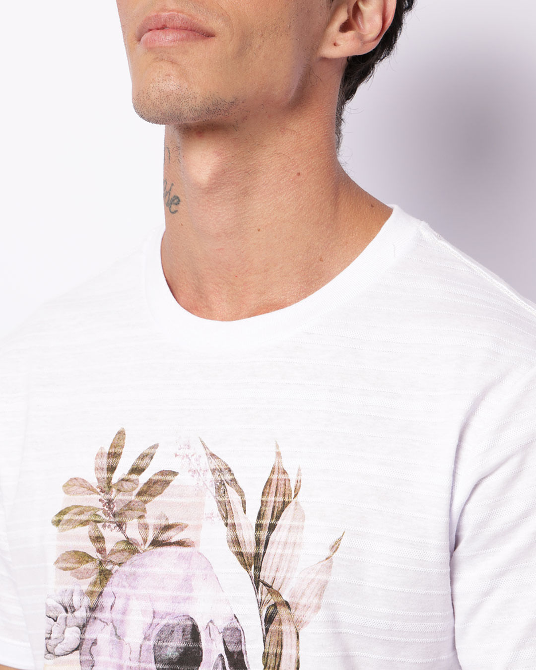 Camiseta-Caveira-Floral-2750-Pgg---Branco