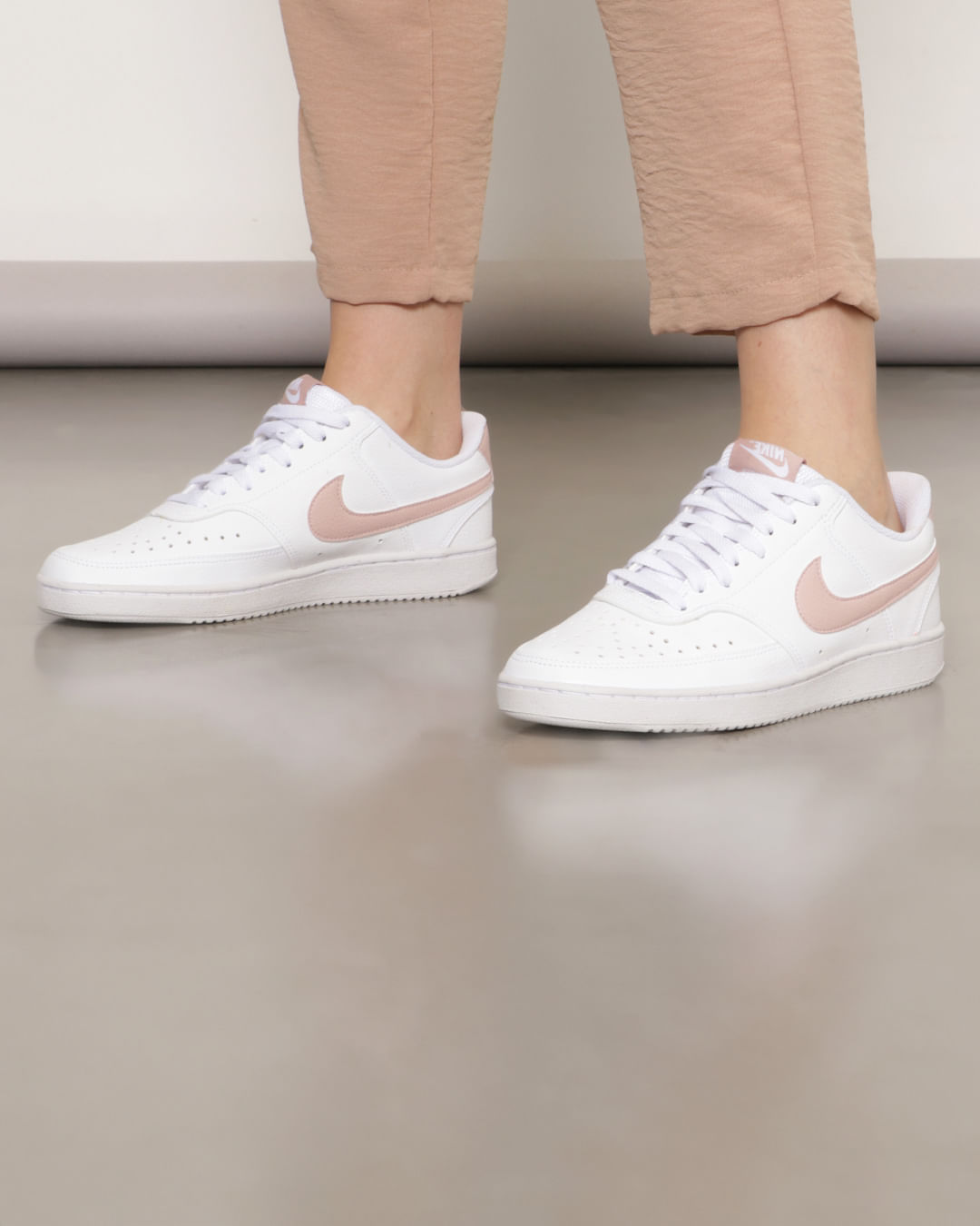 Tenis-Feminino-Nike-Court-Vision-Low-Next-Branco