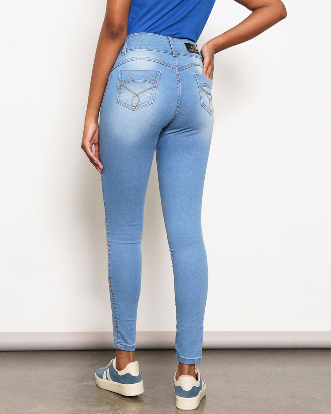 Calca-Jeans-Feminina--Skinny-Empina-Bumbum-Azul