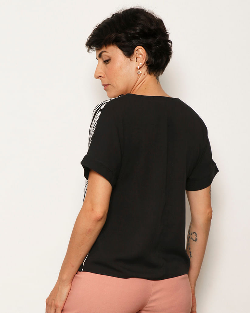 Blusa-230728-Bicolor-Mc---Preto-Outros