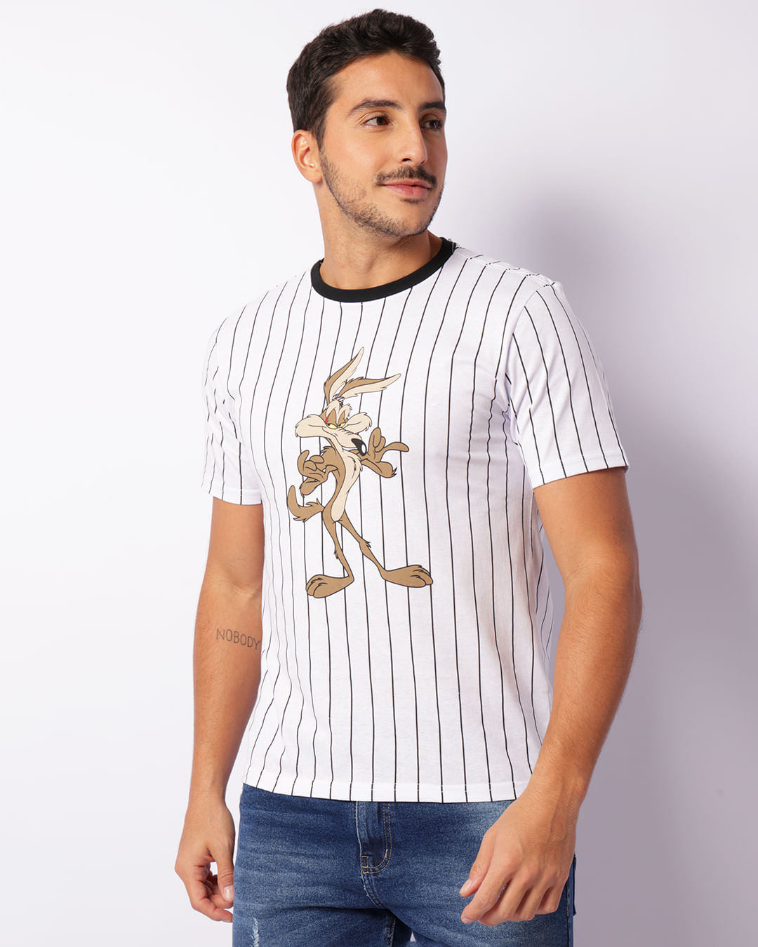 Camiseta Masculina Looney Tunes Coyote Manga Curta Branca