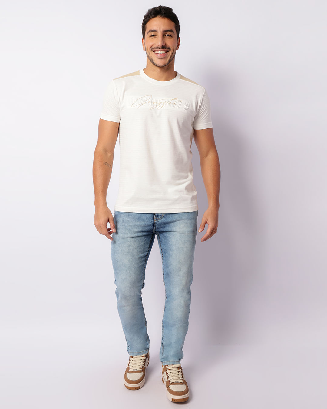 Camiseta-Careca-Mc-Masc-11243250---Off-White