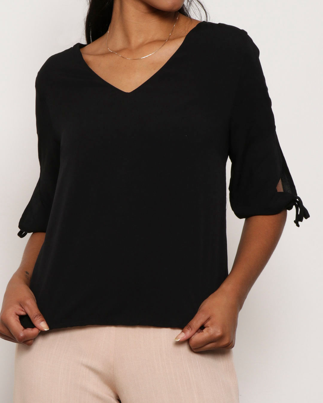 Blusa-430185-Tec-Plano-Estamp.-Lisa-7-8---Preto