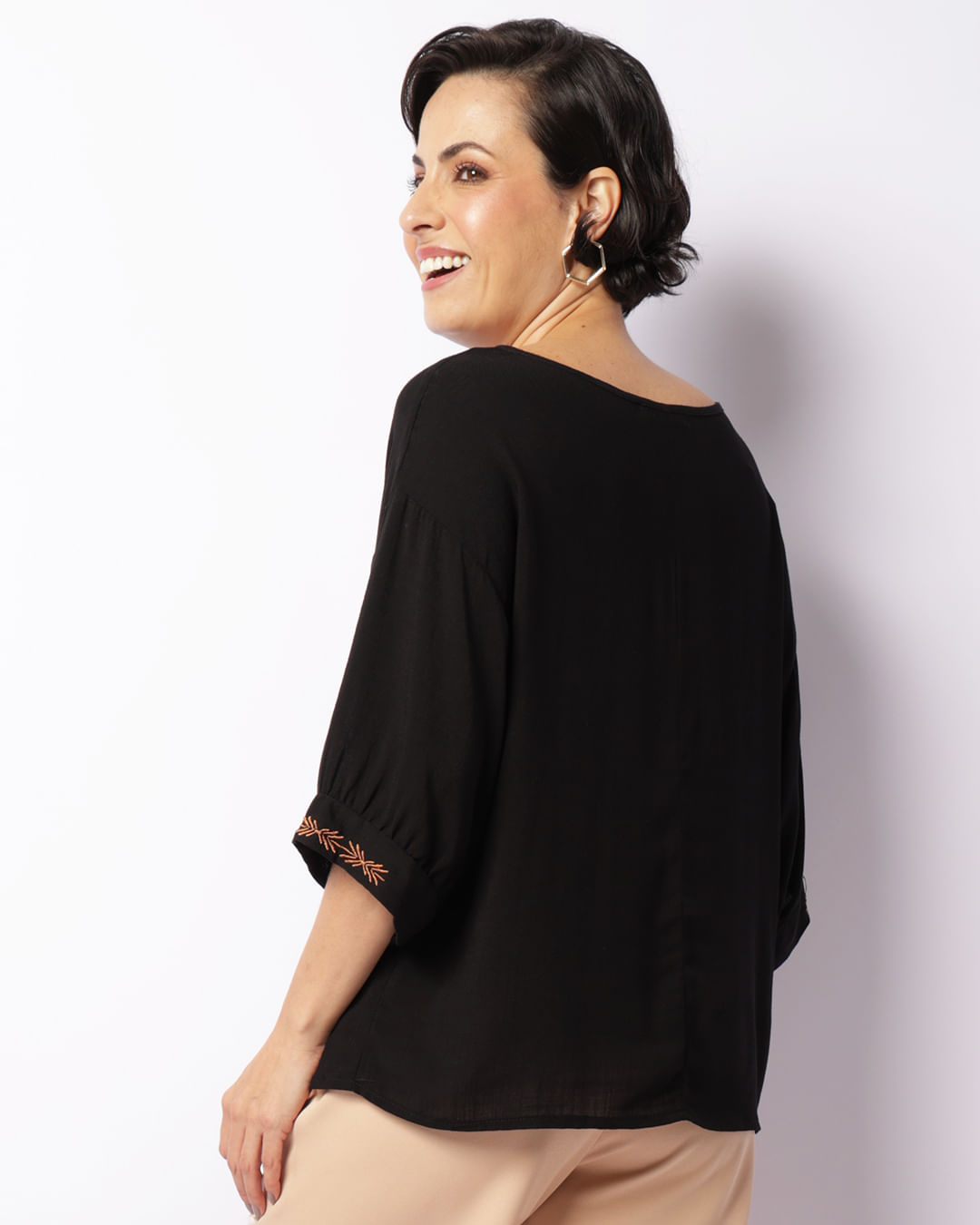 Blusa-Mc-Tp-Det-Mga-Bord-9025---Preto