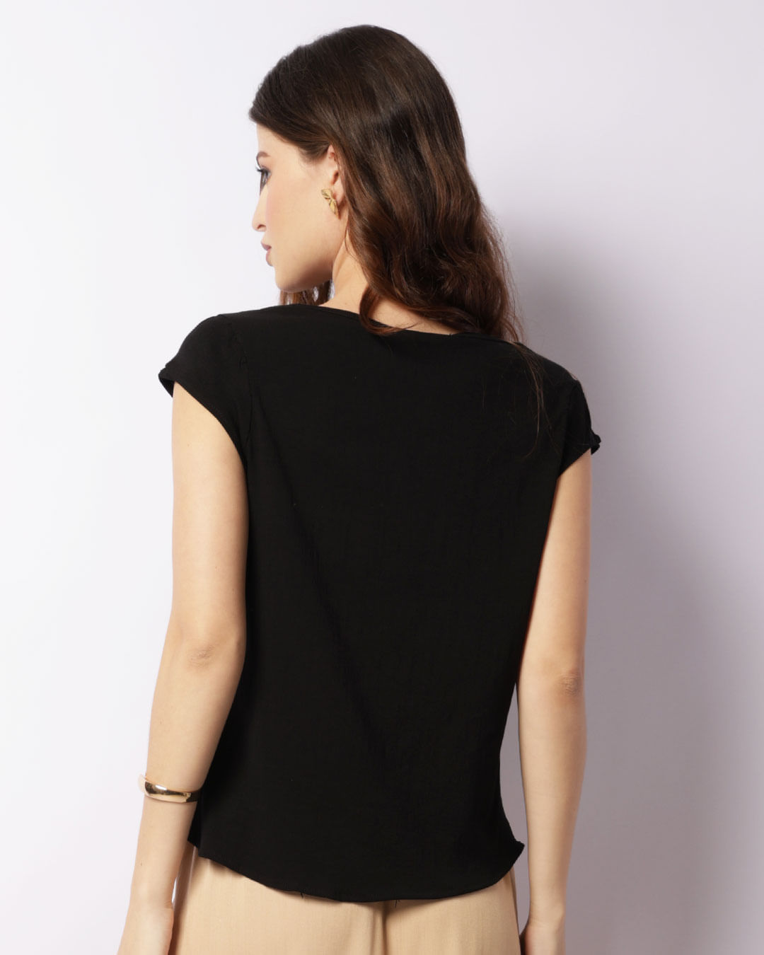 Blusa-Tp-Slub-Viscose-Det-Dec-Metal-2876---Preto