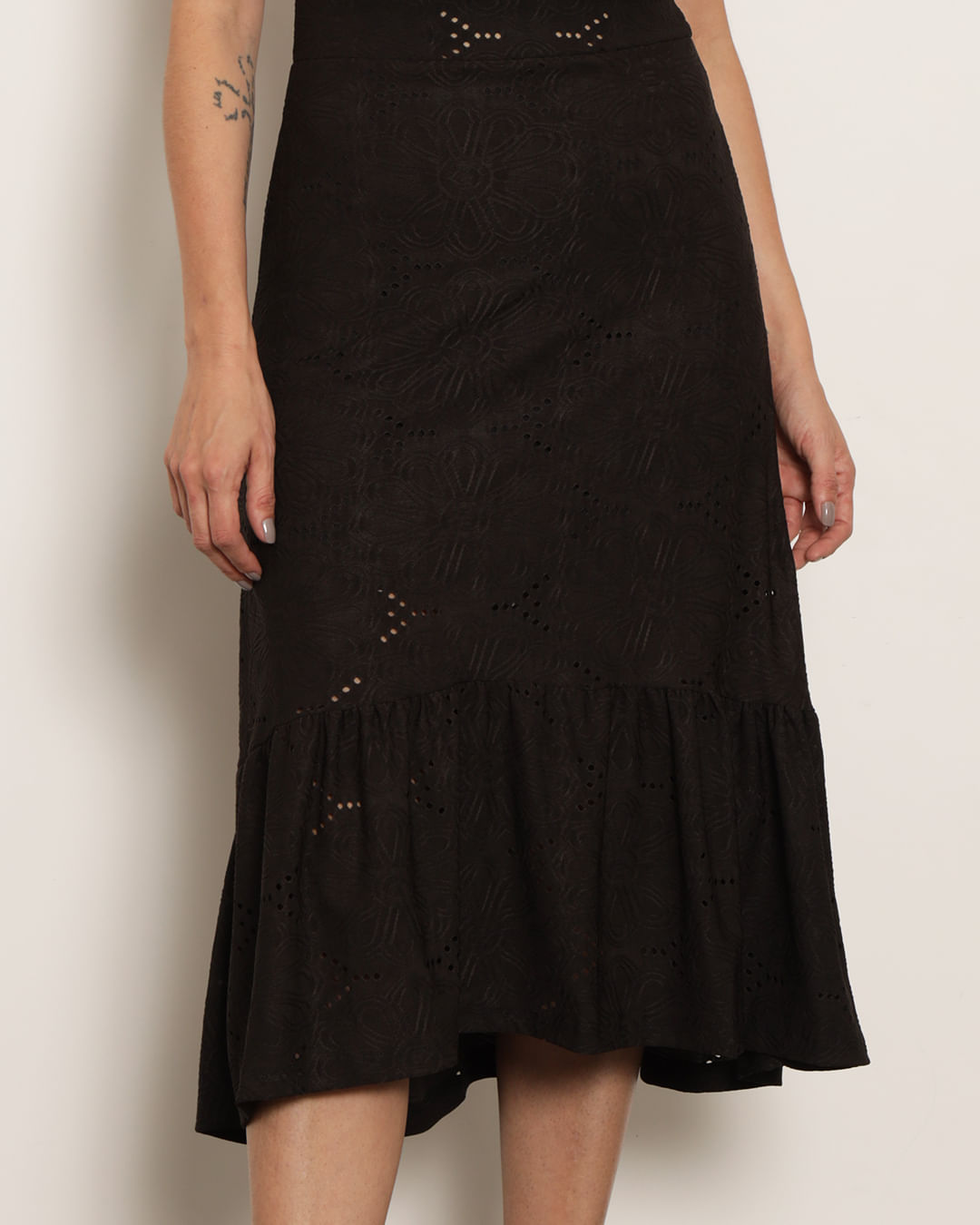 Vestido-1016095-Laise-C-Babados---Preto