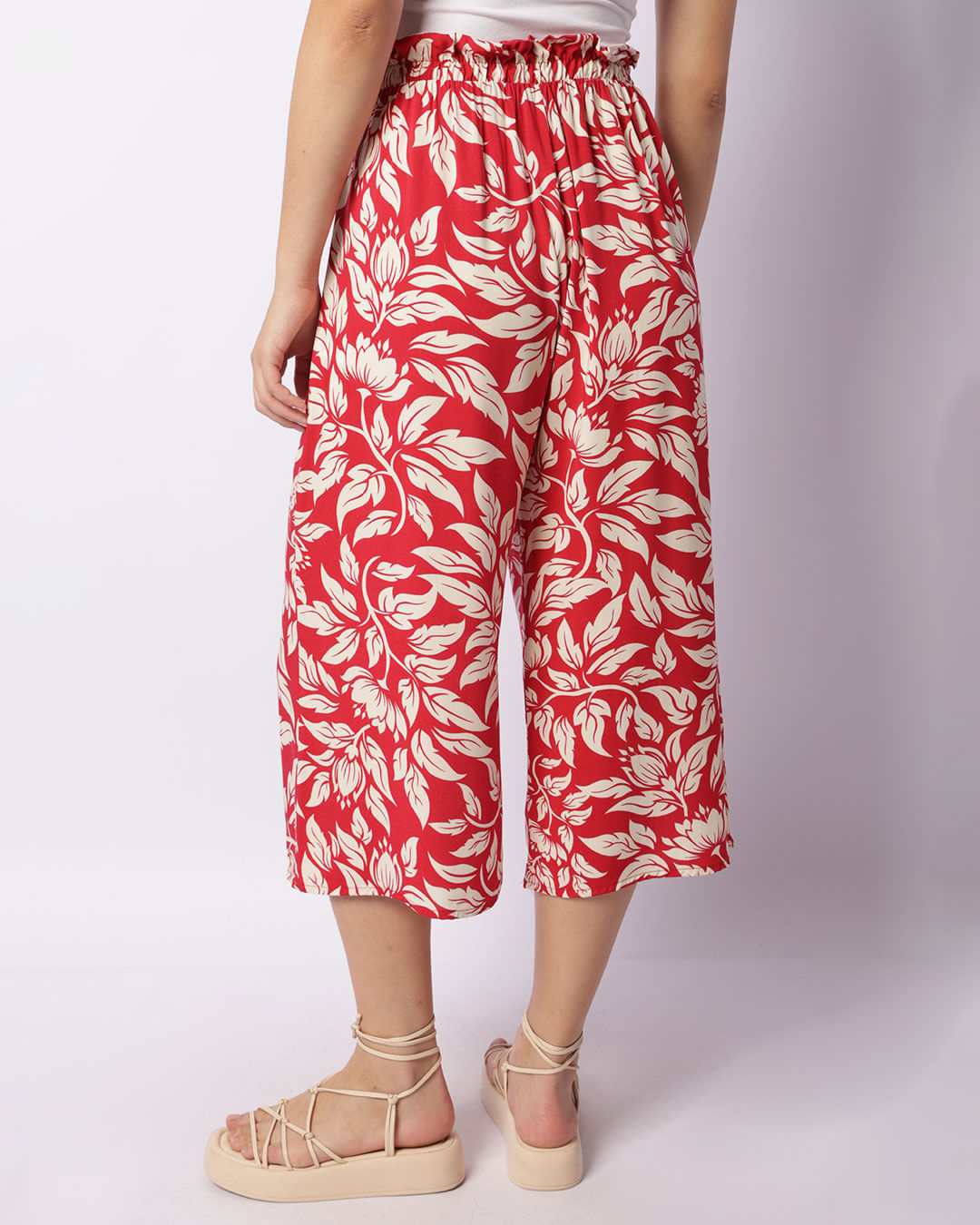 Pantacourt-Estampada-9010re-Prog---Vermelho-Floral